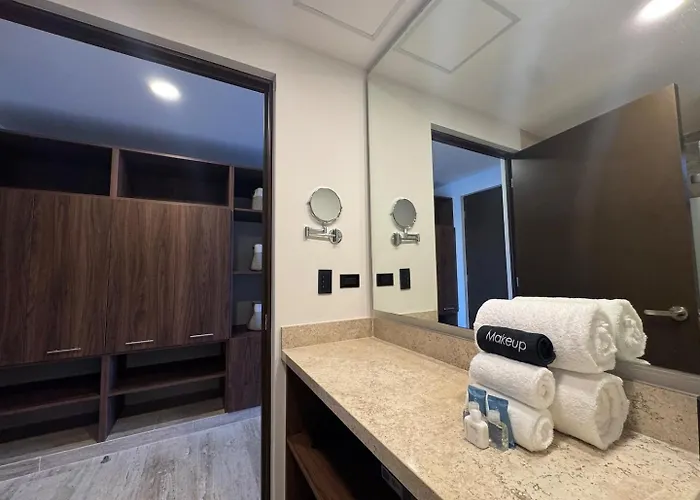 Location In Playa Rooftop Pool, Nearby Apartment Playa del Carmen