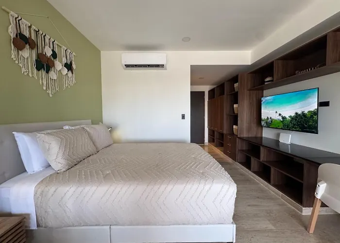 Apartment Location In Playa Rooftop Pool, Nearby *