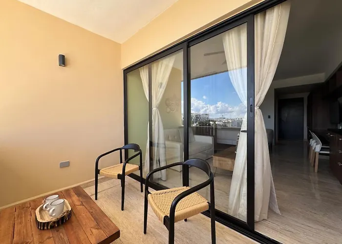 Location In Playa Rooftop Pool, Nearby * Playa del Carmen