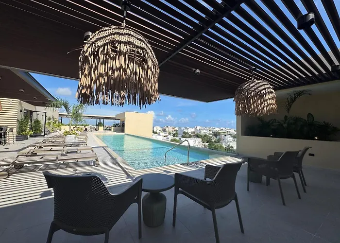 Location In Playa Rooftop Pool, Nearby * Playa del Carmen