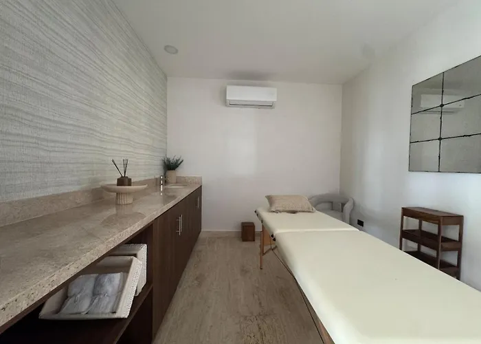 Apartment Location In Playa Rooftop Pool, Nearby Playa del Carmen